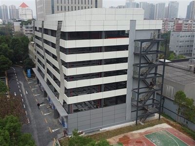 Sikat-Peralatan Tempat Letak Angkat Menegak Gigi