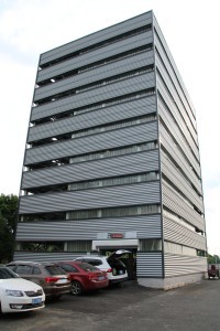 Flat-Penyelesaian Tempat Letak Kereta 3D Bergerak