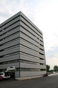 Flat-Sistem Tempat Letak Kereta 3D Bergerak