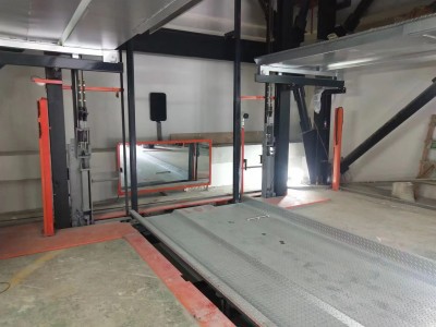 Panel-Jenis Sistem Letak Kereta Lif Menegak